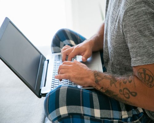 Person working from home in a comfortable posture in Bogotá